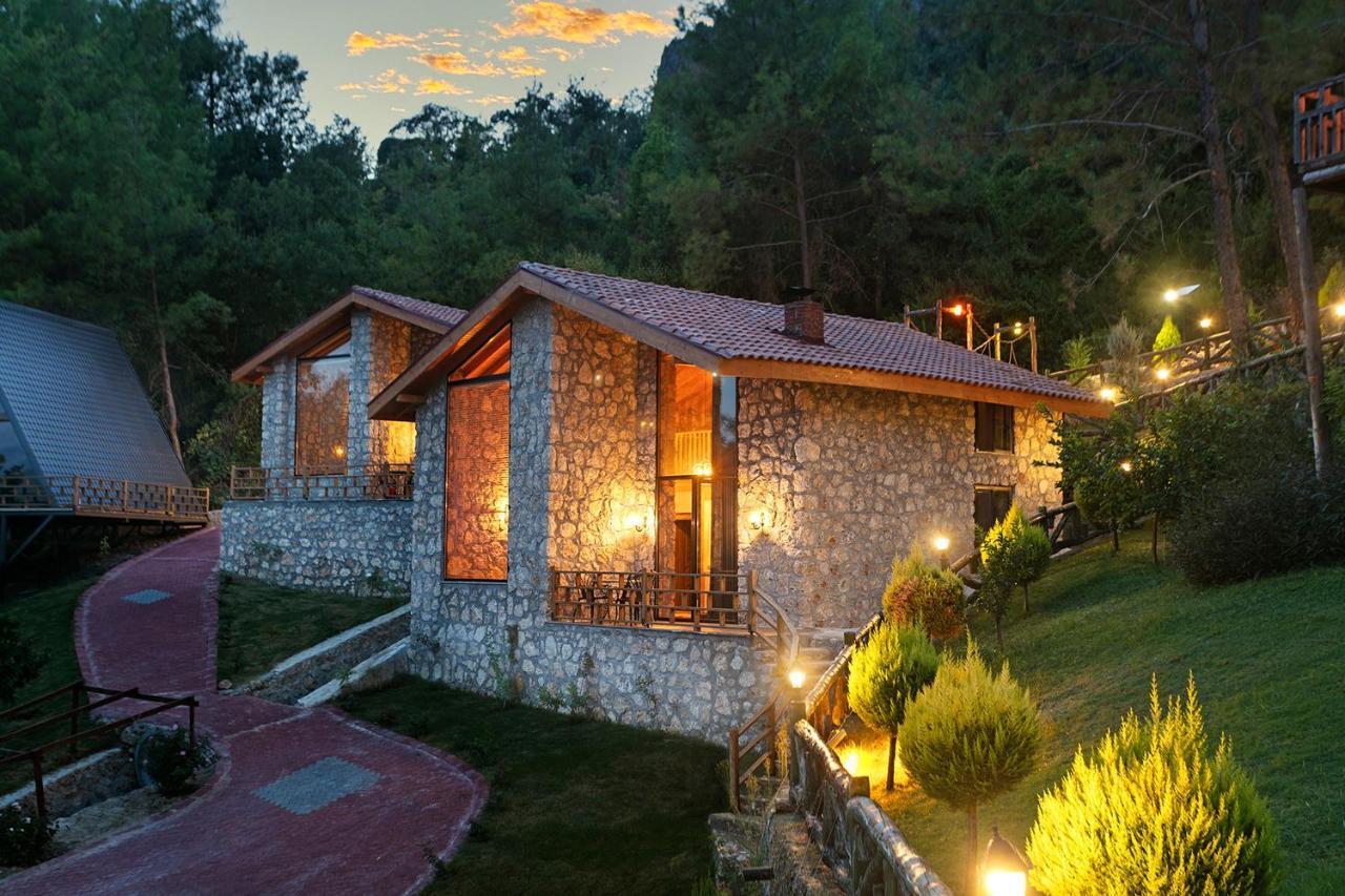 Hotel Botanik Goel Evleri Bucak Esterno foto