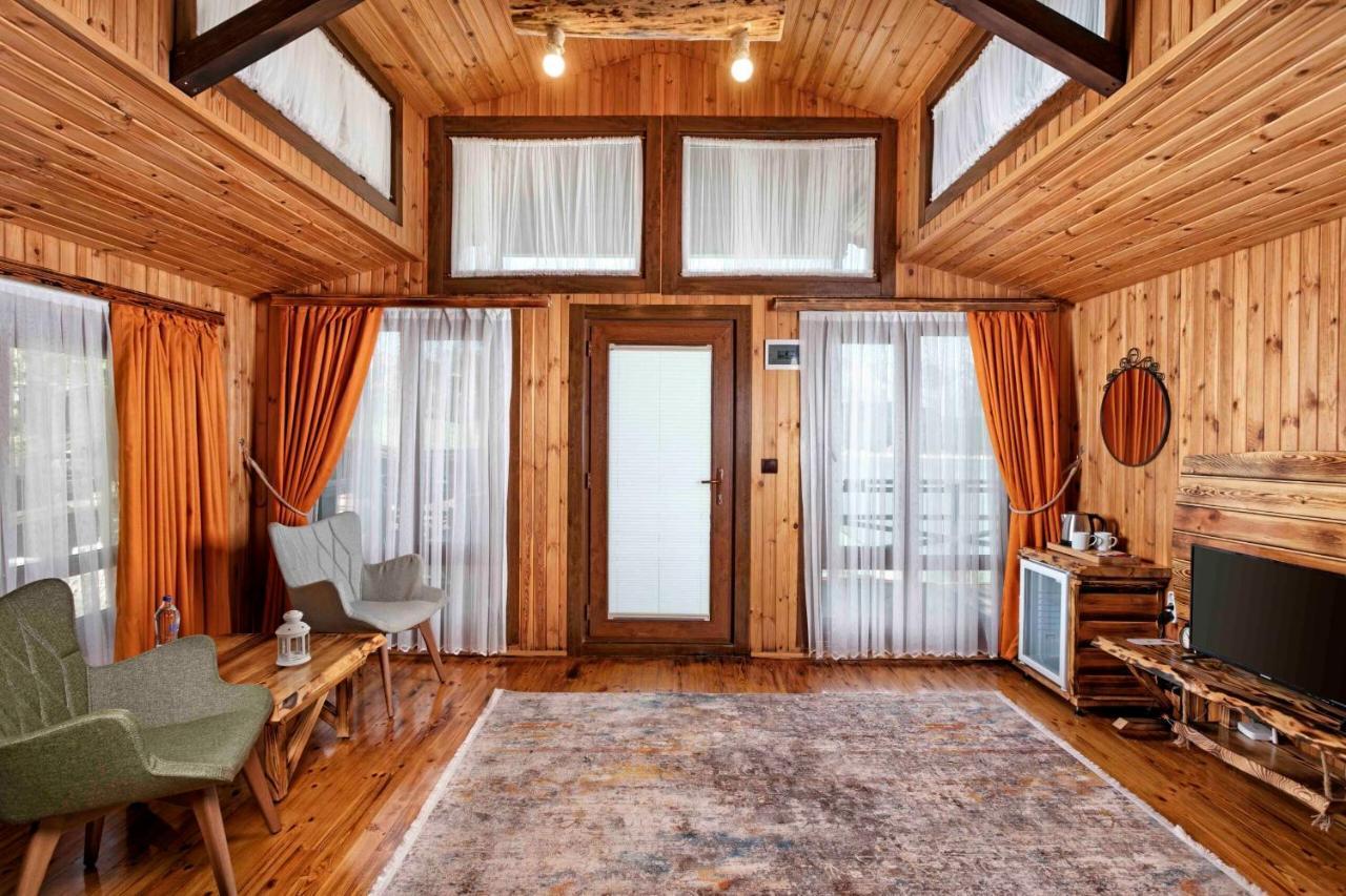 Hotel Botanik Goel Evleri Bucak Esterno foto