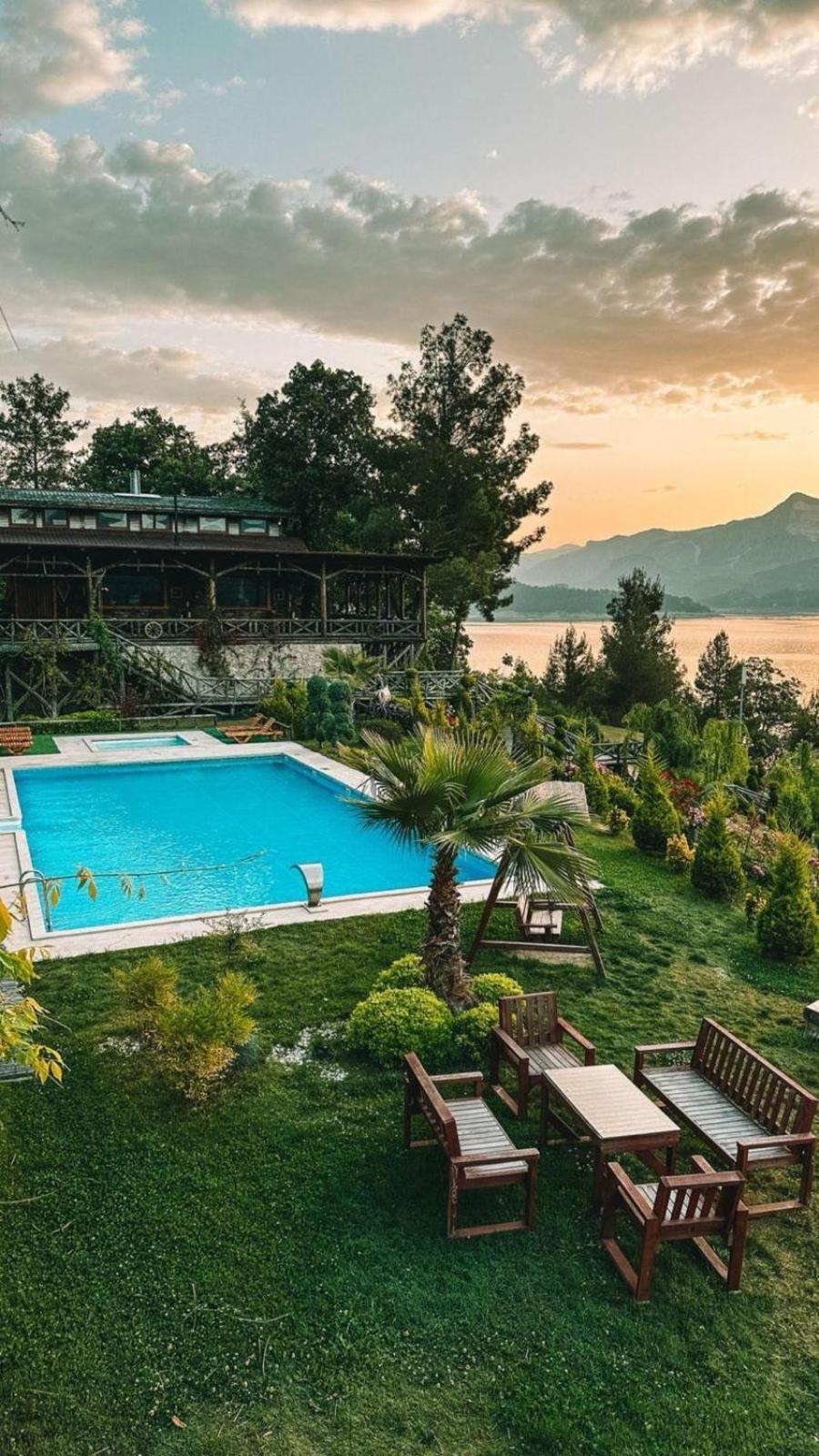 Hotel Botanik Goel Evleri Bucak Esterno foto