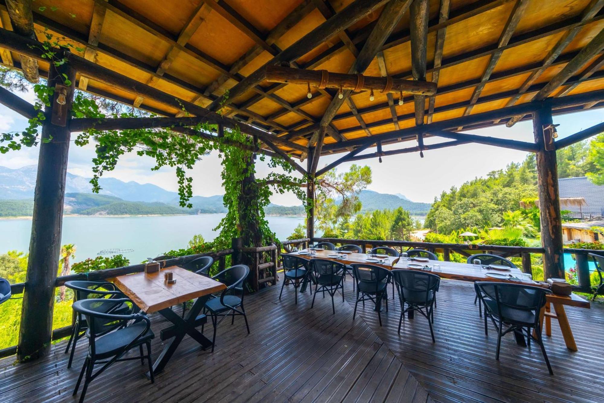 Hotel Botanik Goel Evleri Bucak Esterno foto