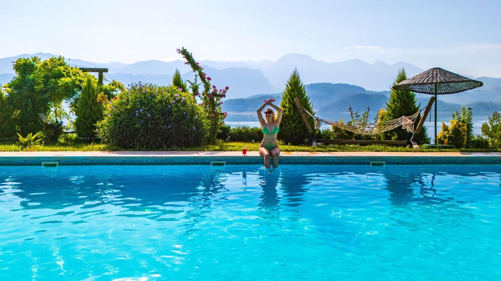 Hotel Botanik Goel Evleri Bucak Esterno foto